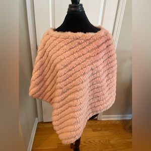 Black Rivet pink faux fur poncho